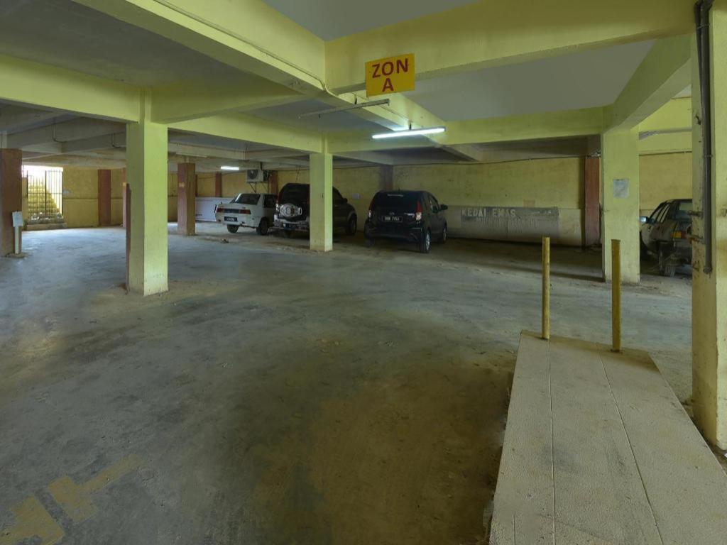 Oyo 44123阿尔赛义夫酒店 Kuala Kerai 外观 照片